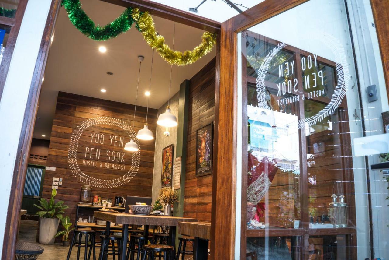Yoo Yen Pen Sook Hostel Bangkok Ngoại thất bức ảnh